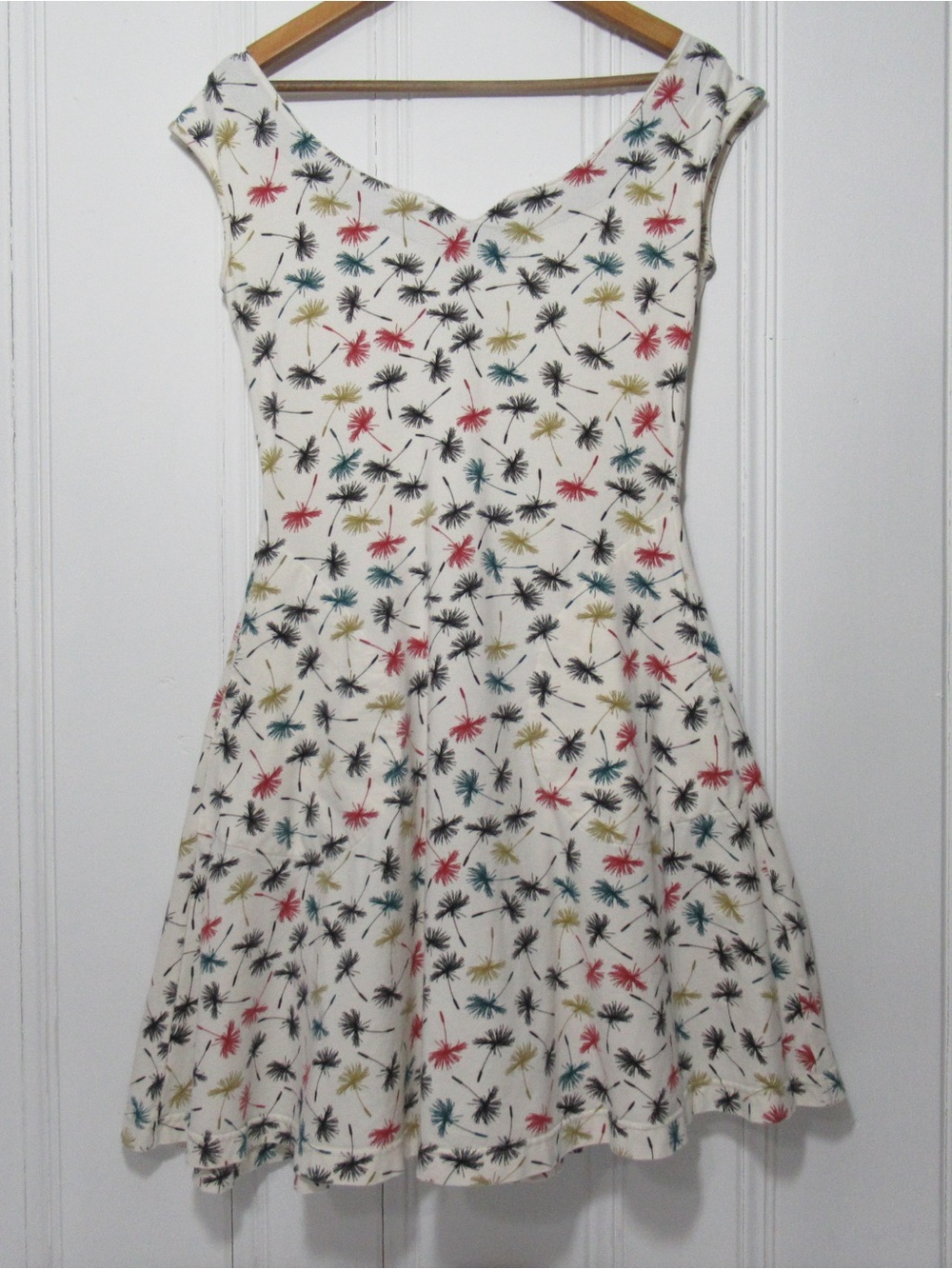 Effie's Heart Dandelion Print Sweetheart Neckline Dress Size Large
